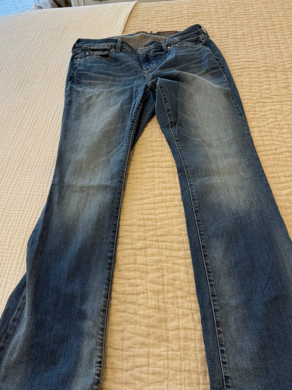 Torrid vintage stretch mid rise slim boot size 12 Tall NWT